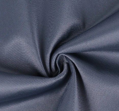 Lätt, bekväm och vacker, vad är magin med Tricot Superpoly Fabric?